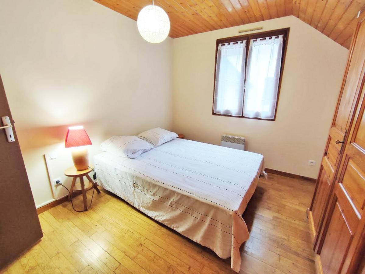 Hébergement de vacances Le Chant De La Pique, Maison T4, Jardin, Parking Gratuit, Wifi, 6 Personnes